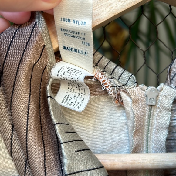 Vintage Beverly Vogue California Geometric Pattern Long Sleeve Maxi Dress - Picture 8 of 12